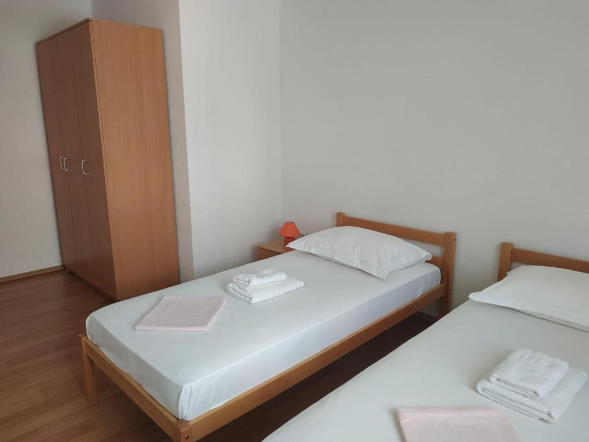 Apartments Gojevic Μπολ Εξωτερικό φωτογραφία