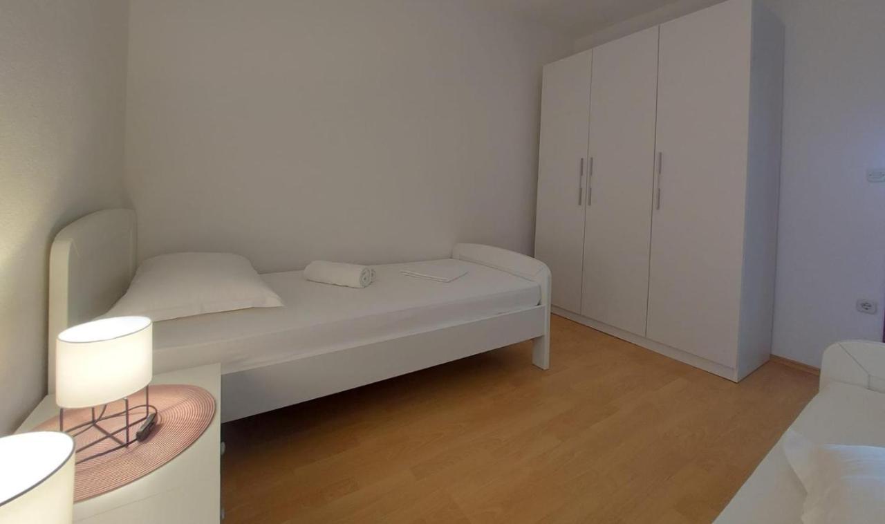 Apartments Gojevic Μπολ Εξωτερικό φωτογραφία