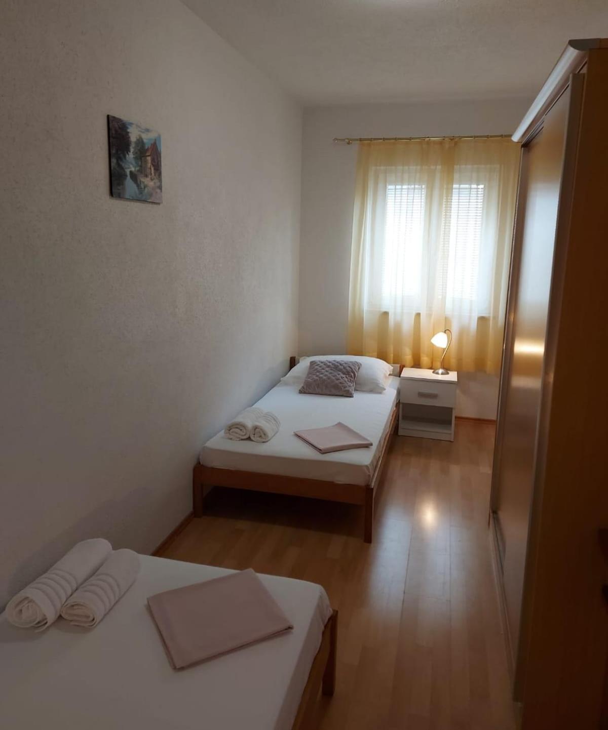 Apartments Gojevic Μπολ Εξωτερικό φωτογραφία
