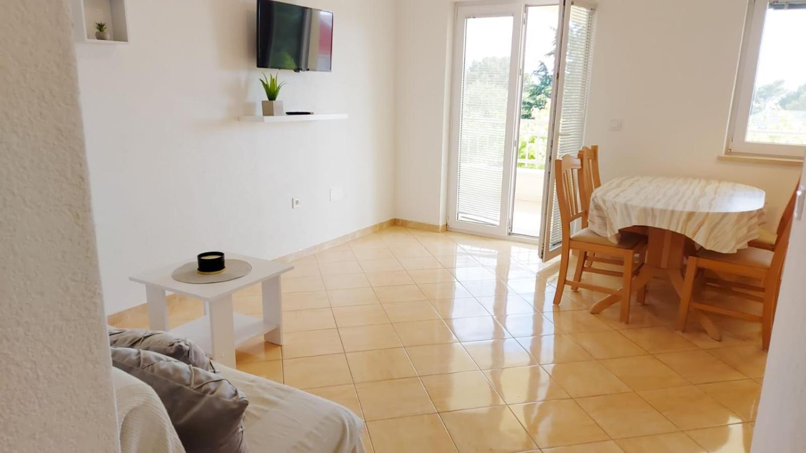 Apartments Gojevic Μπολ Δωμάτιο φωτογραφία